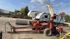 INTERNATIONAL 720 HARVESTER WITH HEADS - 3