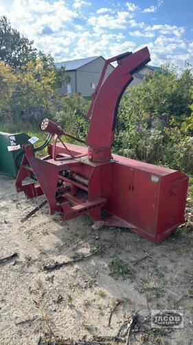 MCKEE 7FT DOUBLE AUGER SNOWBLOWER