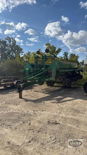 GREAT PLAINS 30FT SOLID STAND NO-TILL DRILL
