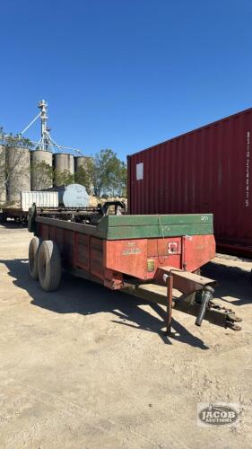NEW IDEA 245 TANDEM MANURE SPREADER