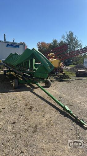 JOHN DEERE 893 8 ROW CORN HEAD WITH CART