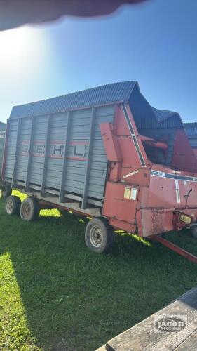 GEHL 970 16FT FORAGE WAGON