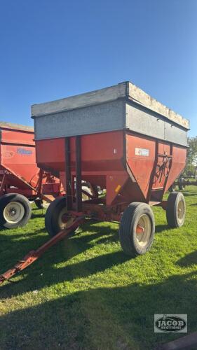 TURNCO 400BU GRAVITY WAGON