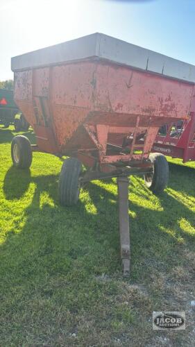 APPROX 250BU GRAVITY WAGON