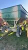 PARKER 2600 400BU GRAVITY WAGON - 3