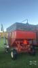 J&M 250BU GRAVITY WAGON WITH HYDRAULIC AUGER - 4