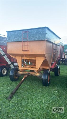 APPROX 300BU GRAVITY WAGON