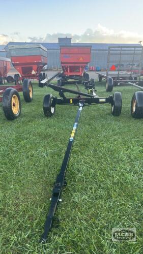 UNUSED HORST CHC 25FT HEADER CART