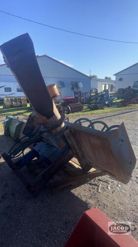 AS IS: 8.5FT DOUBLE AUGER SNOWBLOWER