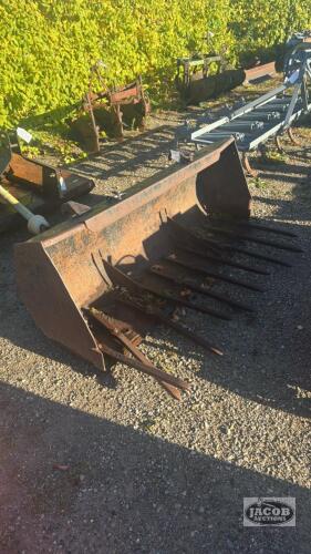 6FT MANURE BUCKET