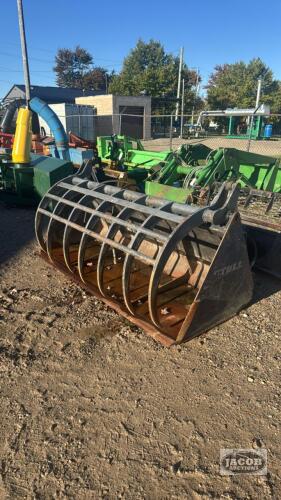 STOLL 87IN GRAPPLE BUCKET