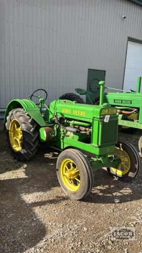 1943 JOHN DEERE BR ALL FUEL HANDSTART TRACTOR