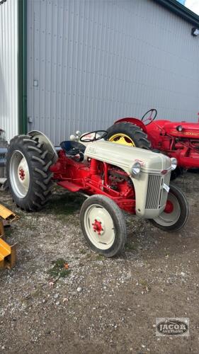 1953 FORD 8N GAS TRACTOR
