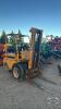 SEE NOTE: MOBILIFT GAS FORKLIFT