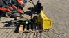 JOHN DEERE D105 17.5HP HYDRO LAWN MOWER - 11
