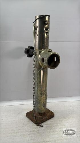 TRAILER JACK WITH SIDE MOUNT