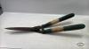 HAND HELD SPREADER - 4