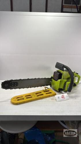 POULAN COUNTER VIBE 3400 CHAINSAW