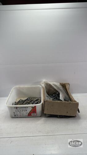 (2) BOXES OF WOOD LEGS OF VARIOUS SIZES