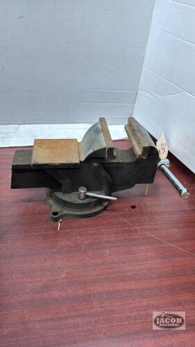 5IN SWIVAL BENCH VISE