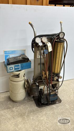PORTABLE AIR CONDITIONER SERVICE STATION