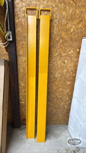 PAIR OF 6FT LONG FORK EXTENSIONS FOR 4IN FORKS