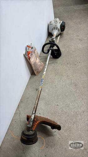 STIHL FS56RC STRAIGHT SHAFT STRING TRIMMER