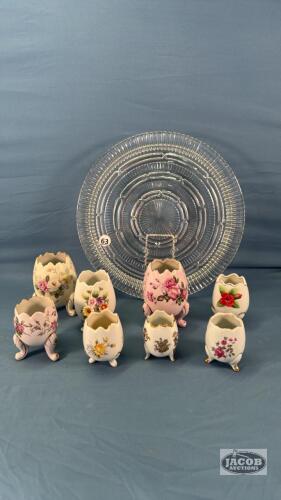 (8) FOOTED VASES RANGING FROM 3IN TO 5IN