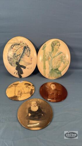 (3) 6IN PHOTO BUTTONS & (2) 10IN LADY WALL HANGING