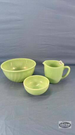 FIRE KING PITCHER AND (2) BOWLS