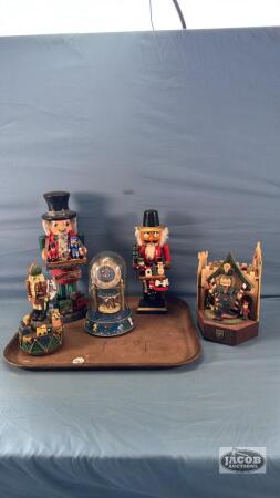 NUTCRACKER LOT