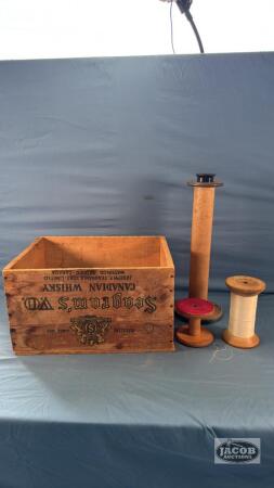 SEAGRAMS WHISKEY BOX
