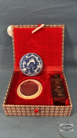 VINTAGE HAND CARVED SOAP STONE SEAL STAMP