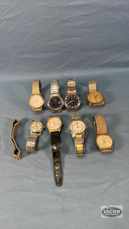 APPROX. 8 MENS QUARTZ WATCHES