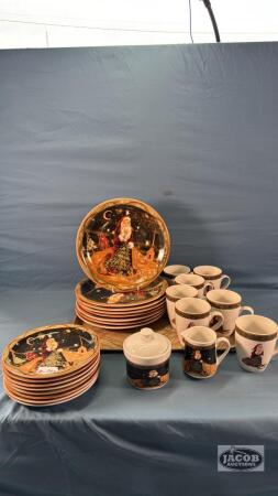 CHRISTMAS DINNER WARE