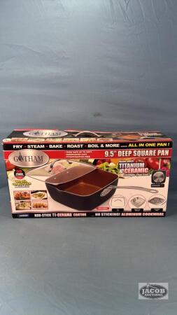 GOTHAM STEEL 9.5IN DEEP SQUARE PAN WITH LID