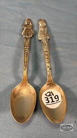 (2) SILVER PLATE DIONNE QUINTS SPOONS