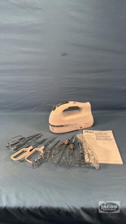 OSTER ELECTRIC HAND MIXER