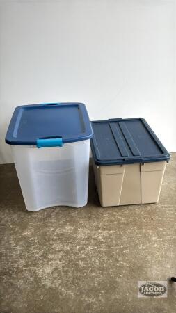 (2) TOTES WITH LIDS