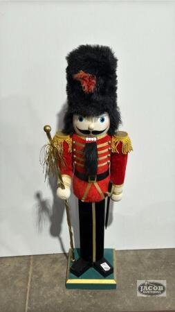 (1) 36IN NUT CRACKER