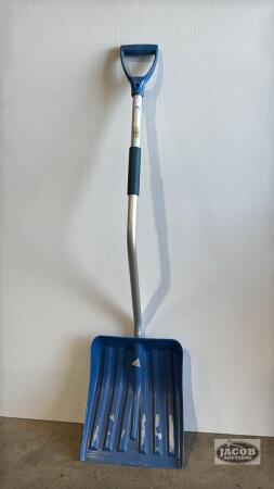 GARANT 13IN SNOW SHOVEL WITH ALUMINUM HANDLE