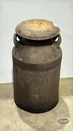 STEEL MILK CAN WITH LID