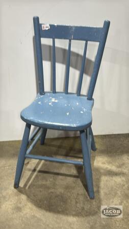 PAINTED SPINDLE BACK CHAIR