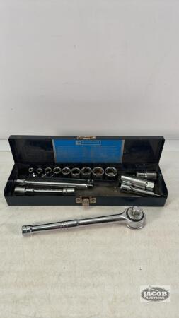 MASTERCRAFT 3/8IN DRIVE SOCKET SET