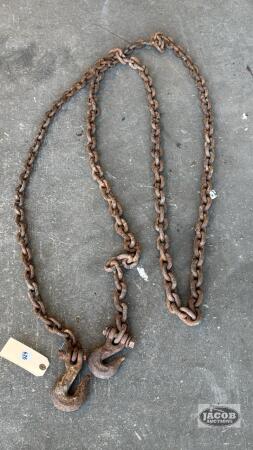 16FT LOG CHAIN WITH 2 HOOKS