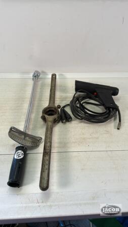 HALF INCH TORQUE WRENCH