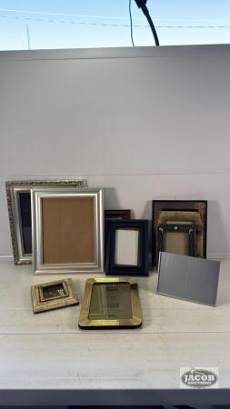 APPROX (10) PICTURE FRAMES