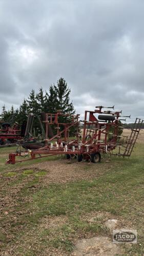 WILRICH 23FT C-SHANK CULTIVATOR