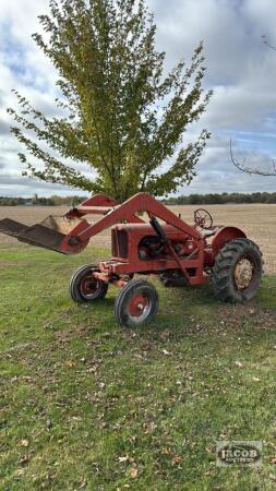 ALLIS CHALMERS WD45 GAS TRACTOR