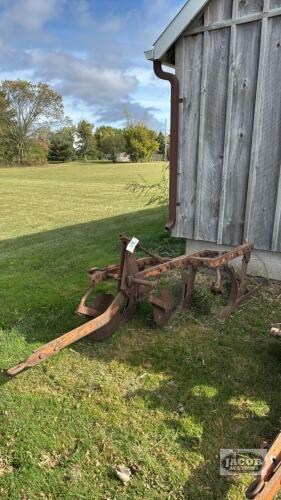 ALICE CHALMERS, THREE FURROW SNAP COUPLER PLOUGH